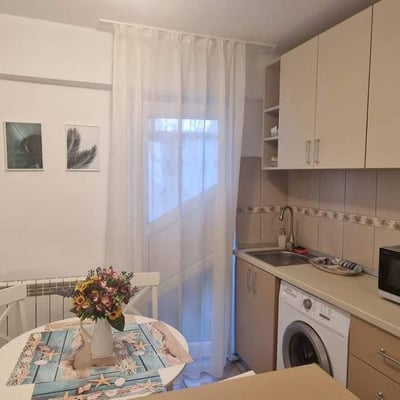 Location de confortables appartements de 2 pièces, 45 m², Faleza Nord, Constanța, Roumanie